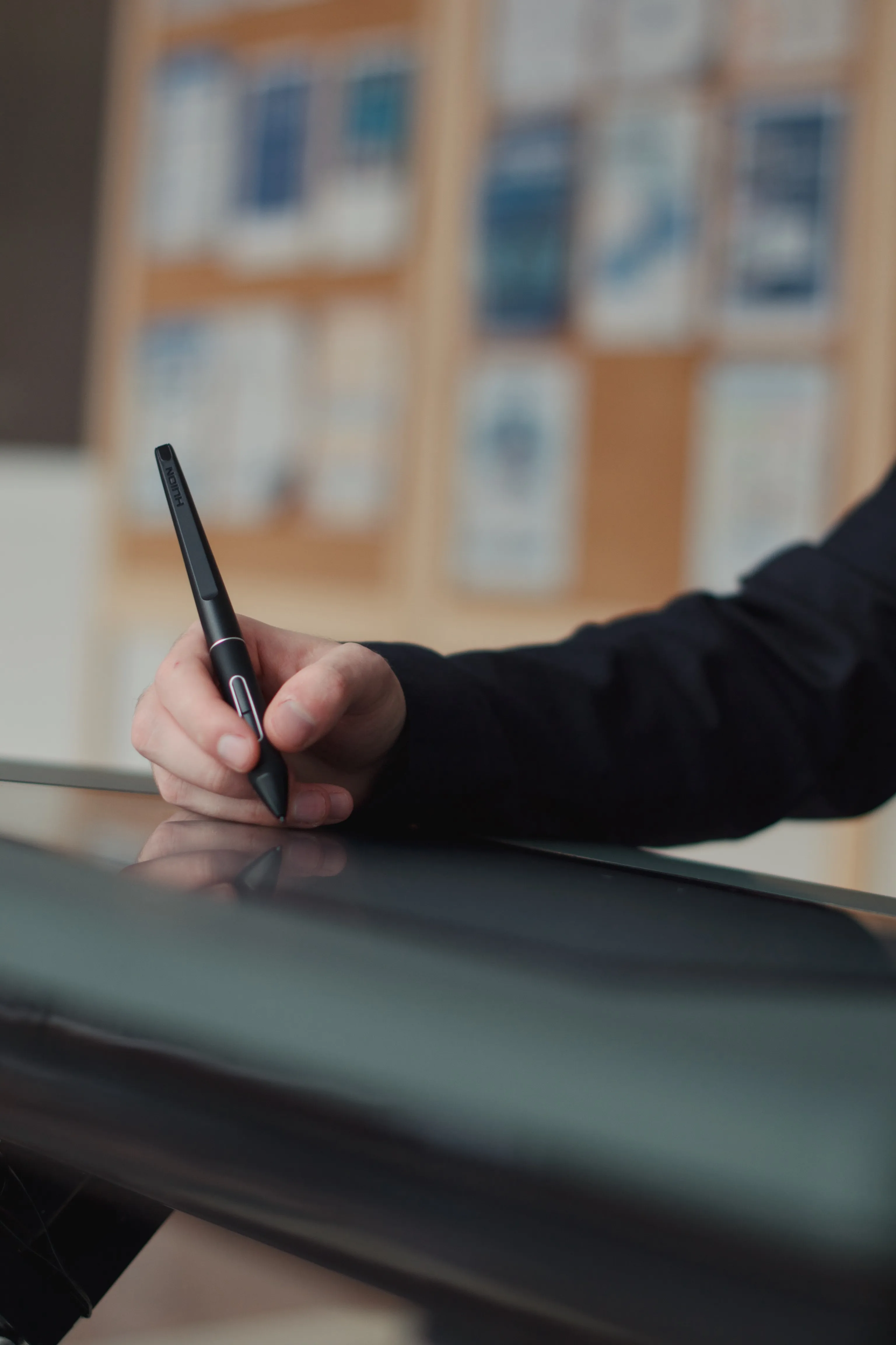 NoteX Table - Pen on NoteX Table surface